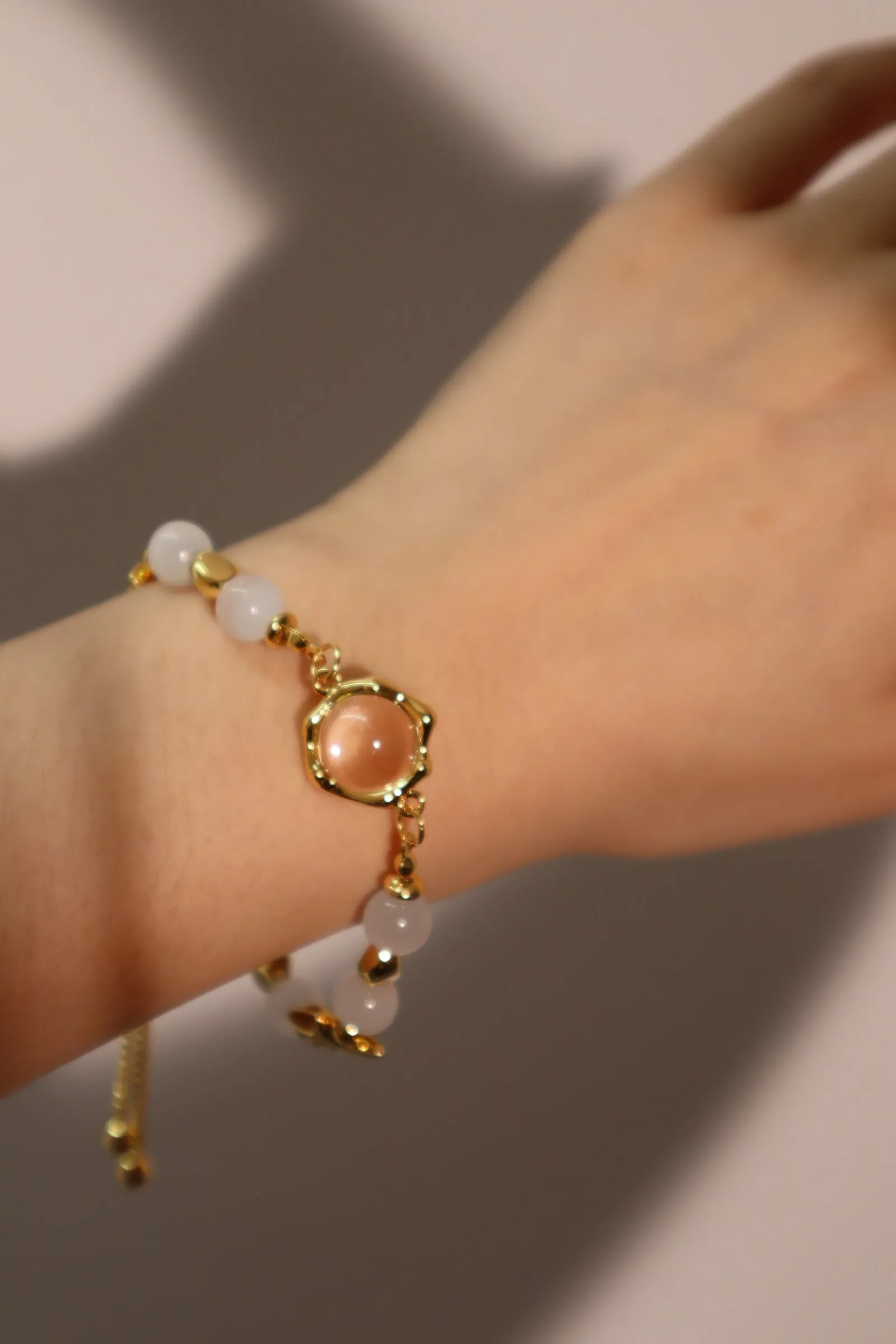 18K Gold White Moonlight Bracelet