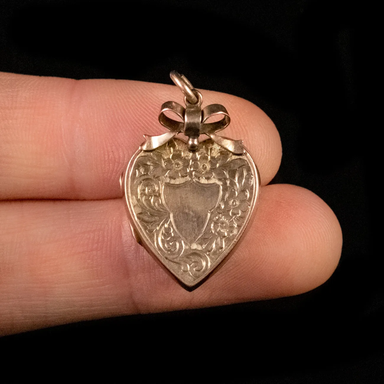 Antique Edwardian 9Ct Rose Gold Forget Me Not Heart Locket Circa 1910