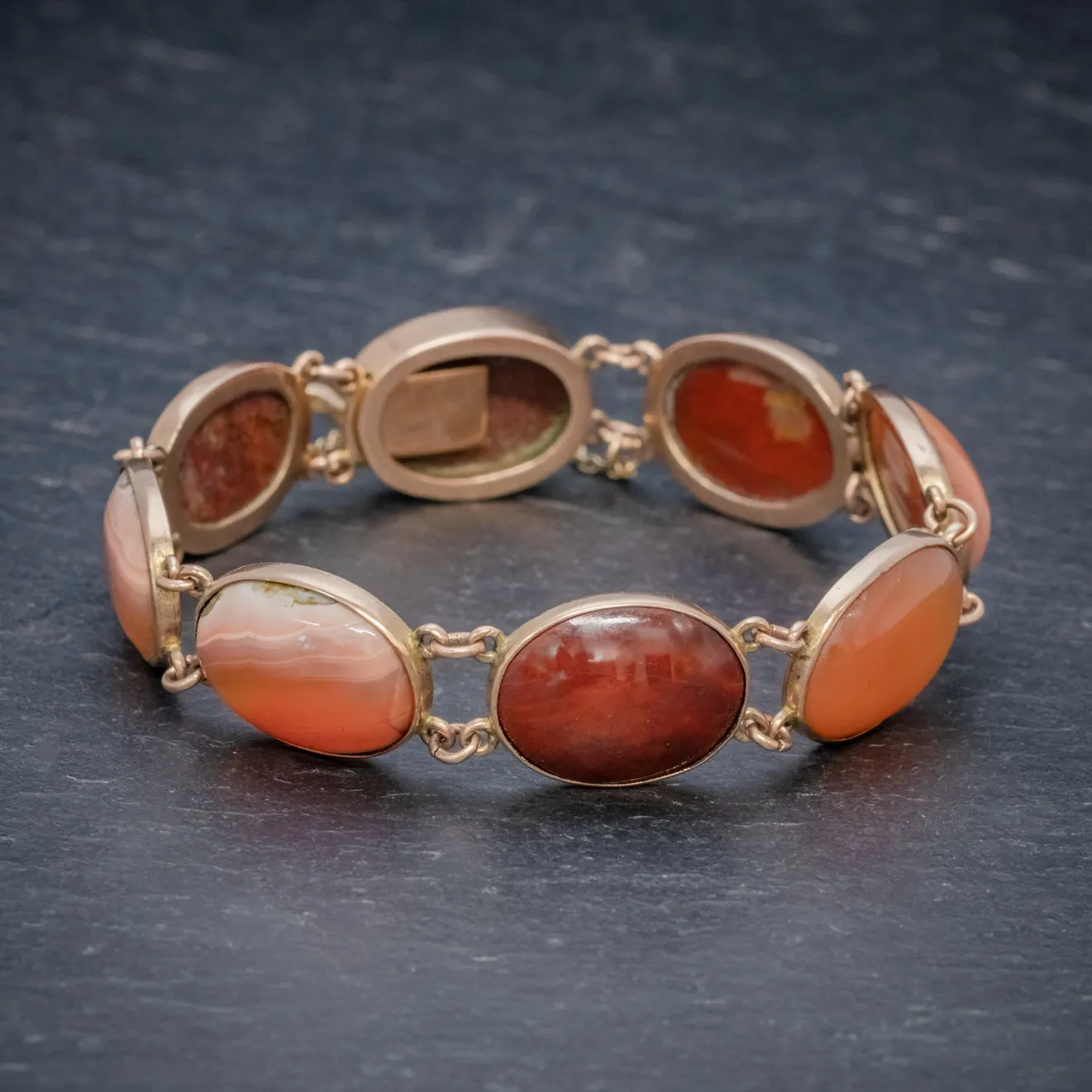 ANTIQUE VICTORIAN SCOTTISH CARNELIAN BRACELET 9CT GOLD CIRCA 1880