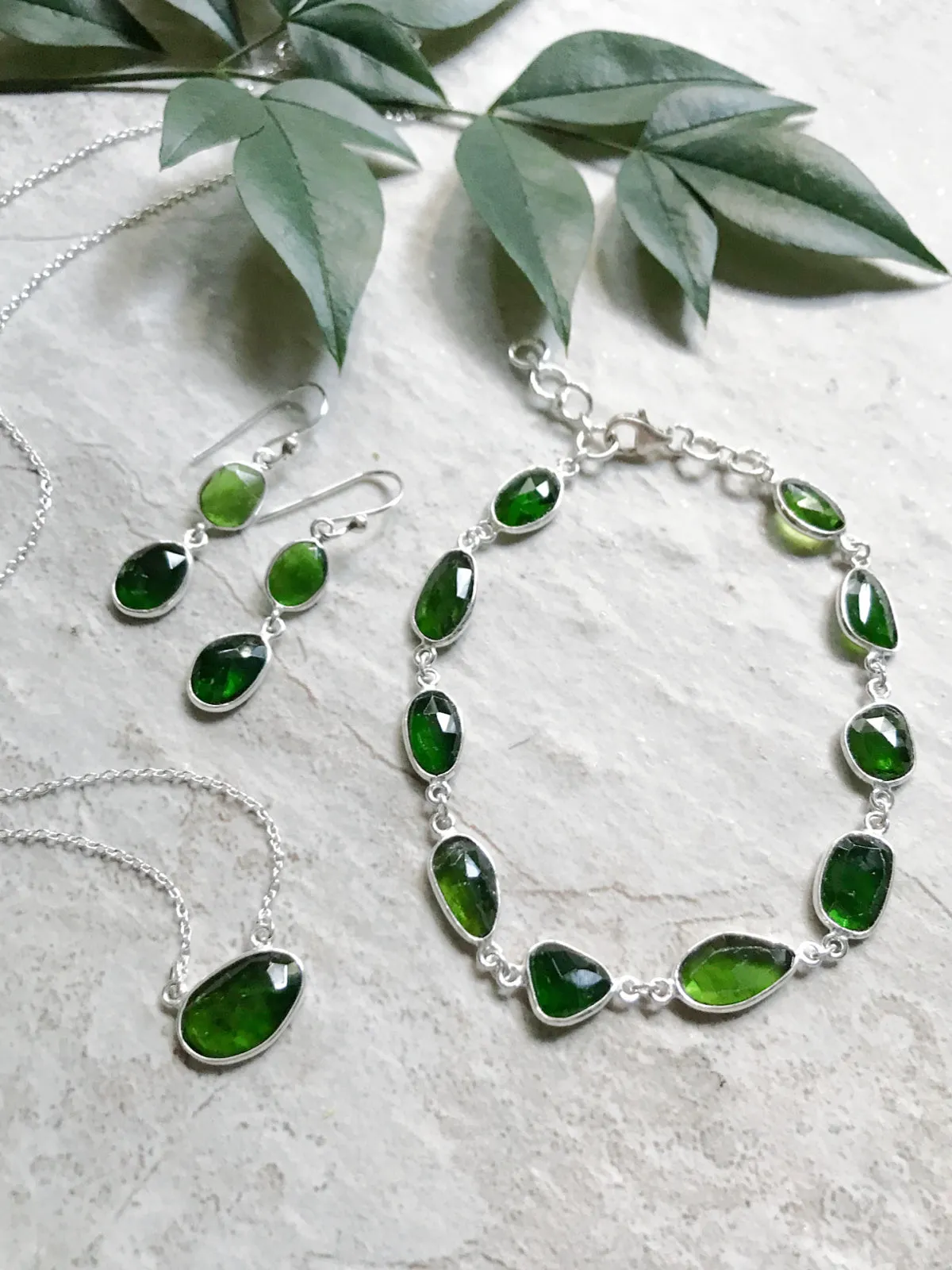 Chrome Diopside Bracelet