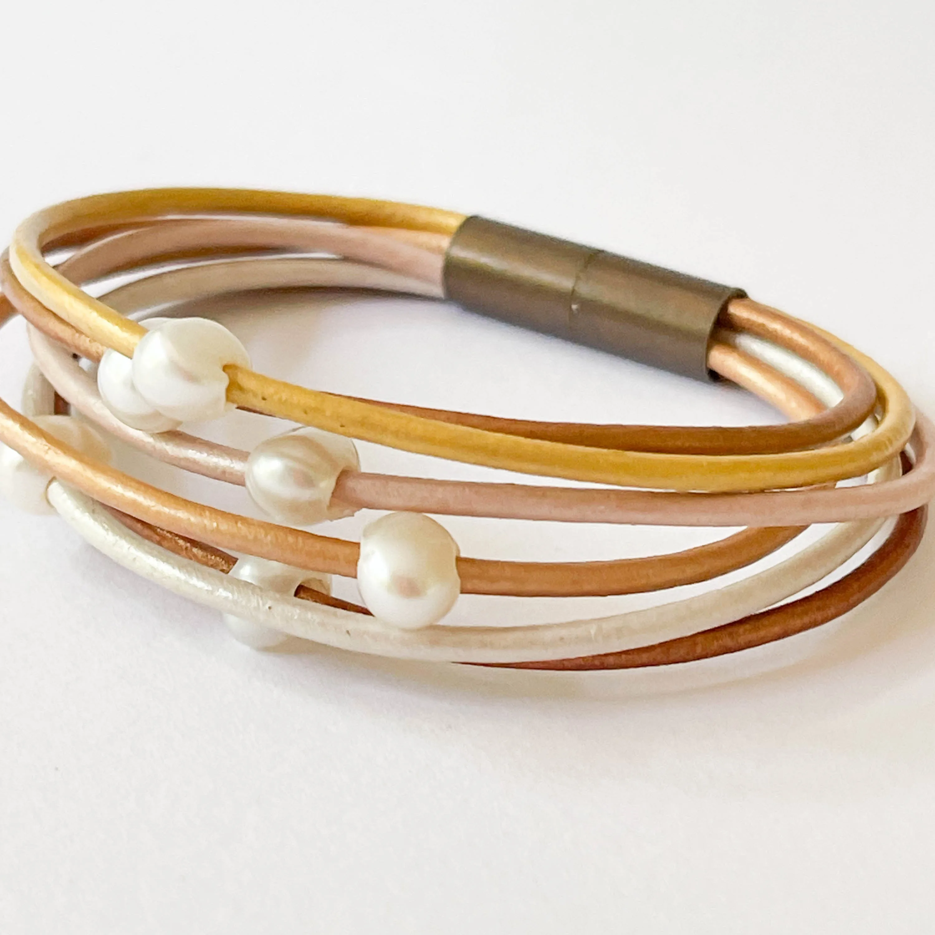 Gold And Six Pearl Shimmer Leather Bracelet - WS