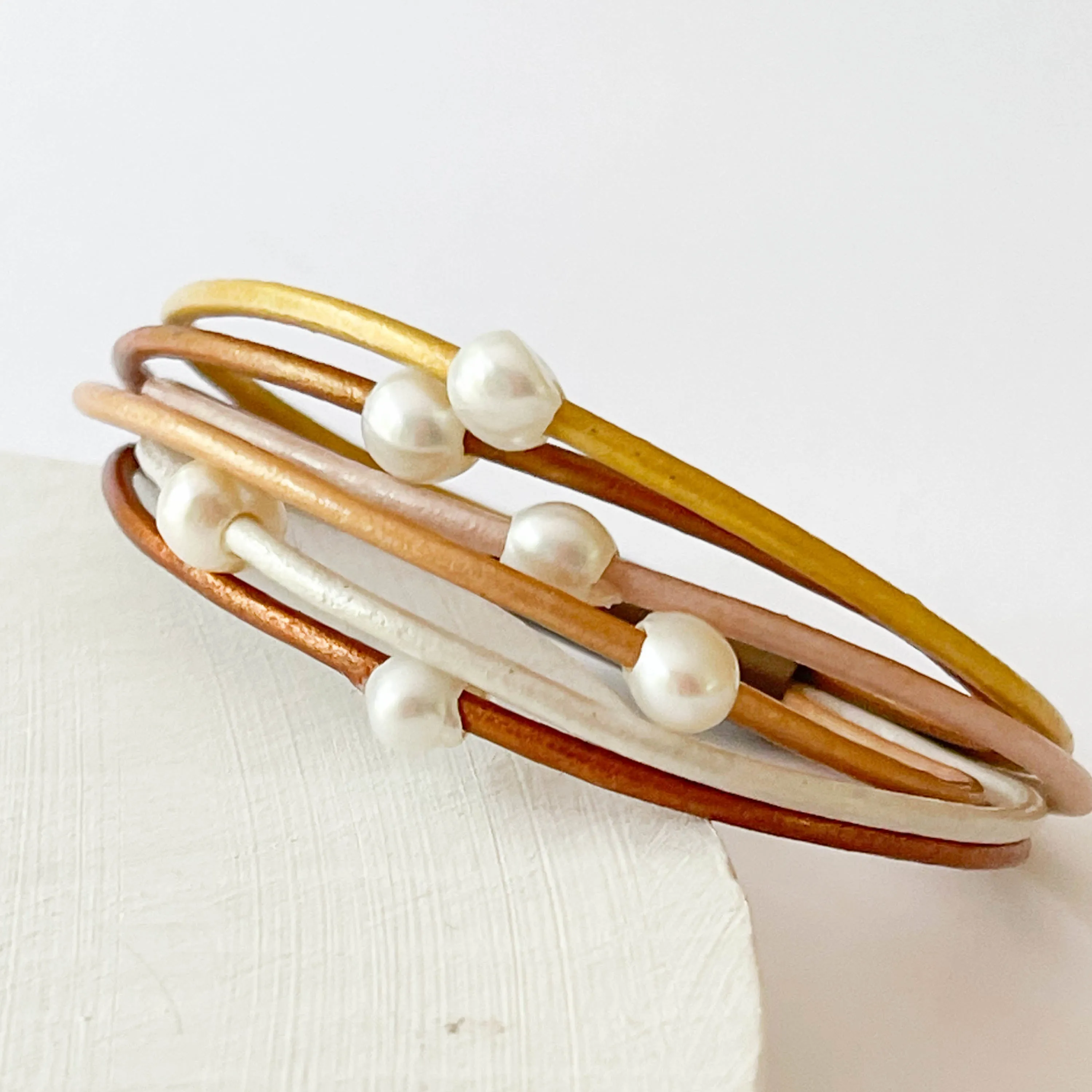 Gold And Six Pearl Shimmer Leather Bracelet - WS