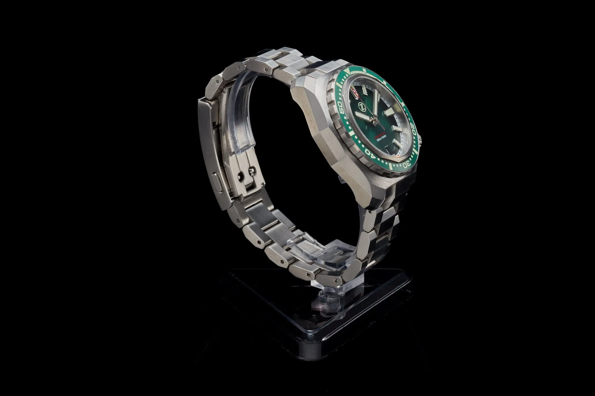 Hammerhead V3 300m Steel Emerald Green