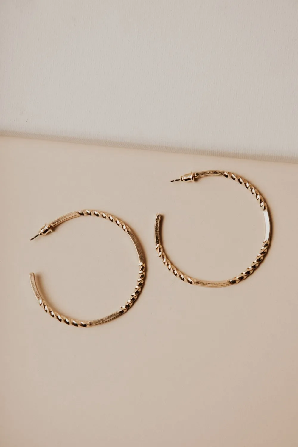 Twist Detail Hoop Earrings