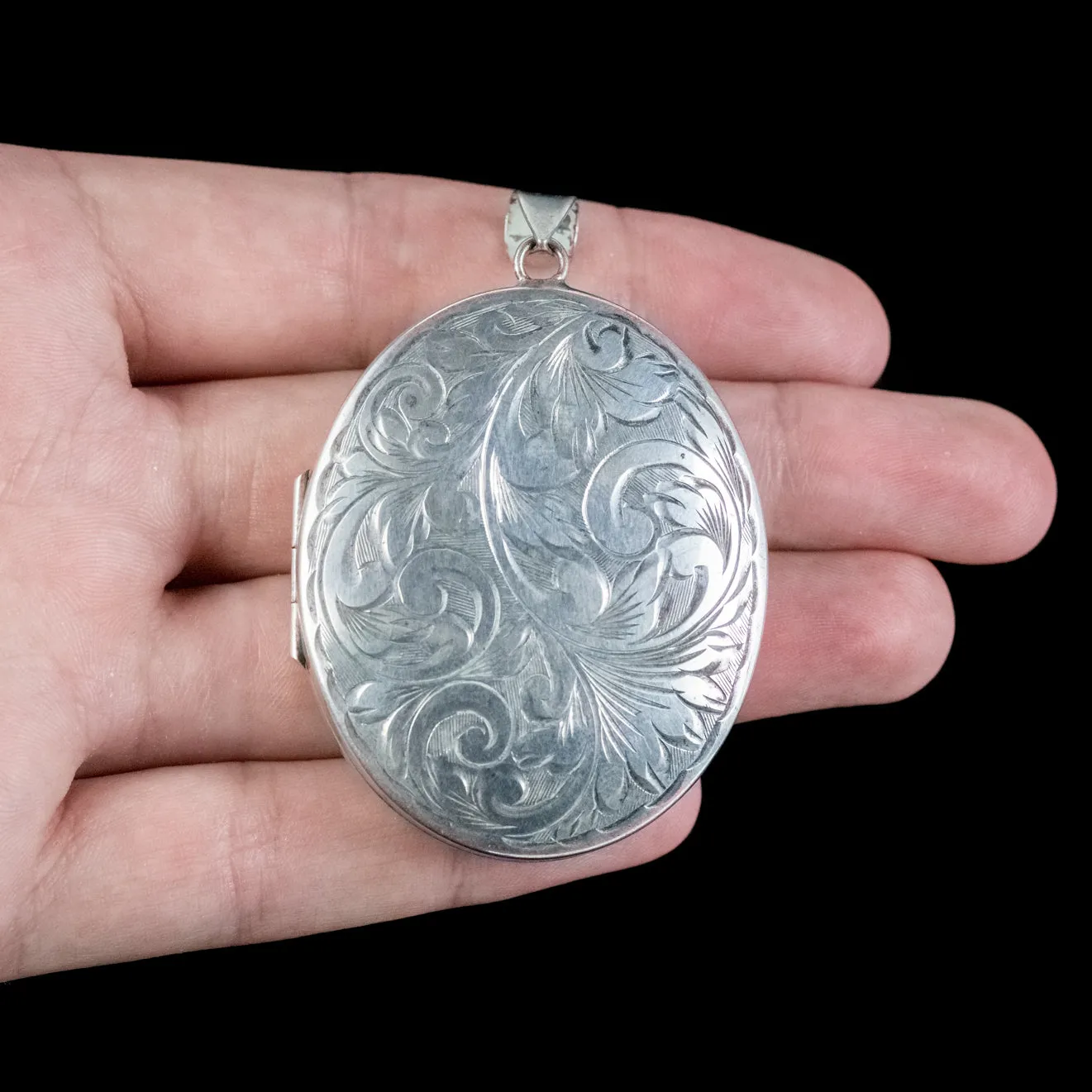 Vintage Sterling Silver Locket Dated 1977