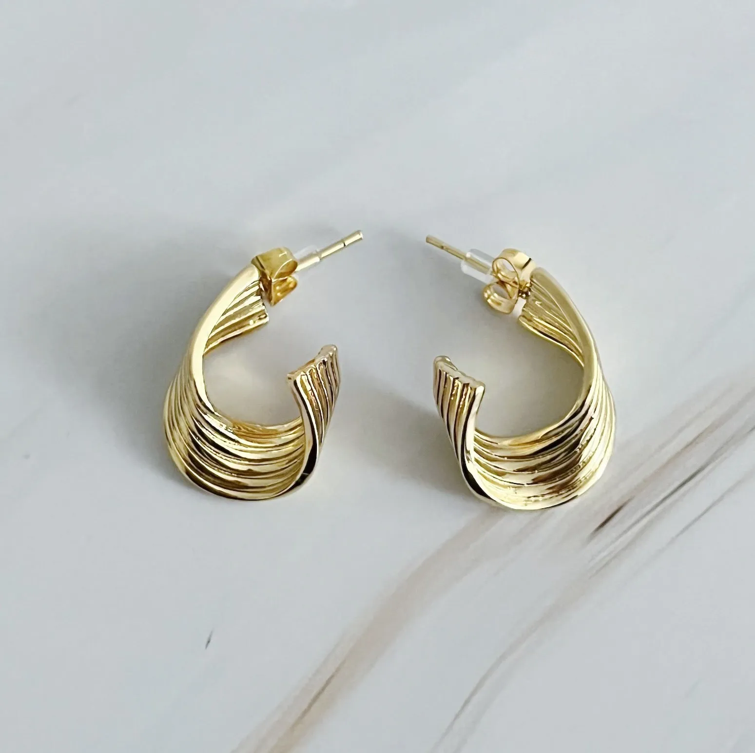 Wave Twisted Hoop Earrings